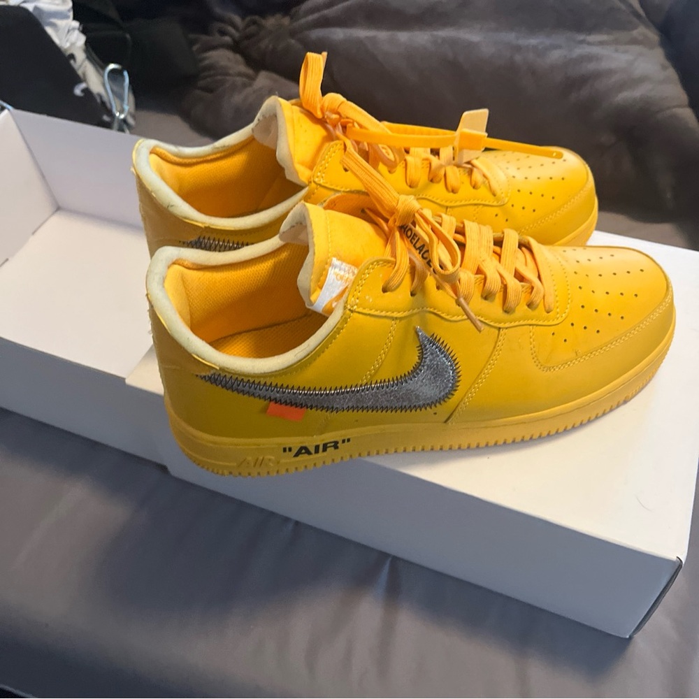 Size 11 Nike low off white Air Force